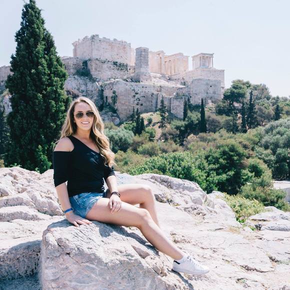 Meet your Posher, Taylor - Picture 1 of 1